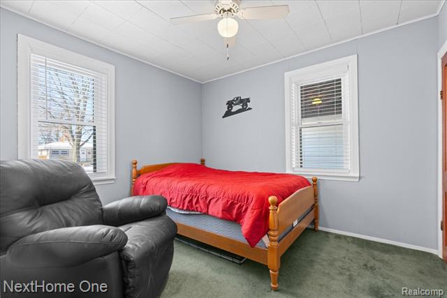 Builiding view ten for 11634 Cardwell, Livonia, MI. 48150