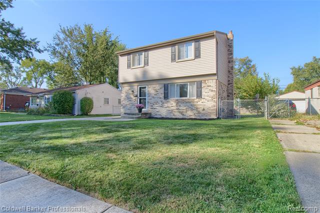 Builiding view one for 11765 Cavell, Livonia, MI. 48150