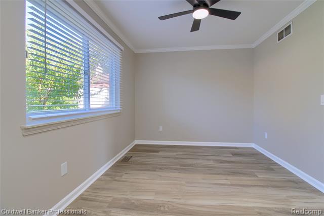 Builiding view twelve for 11765 Cavell, Livonia, MI. 48150