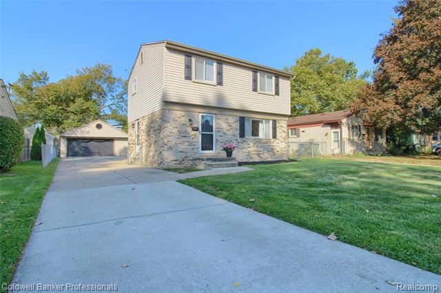 Builiding view two for 11765 Cavell, Livonia, MI. 48150