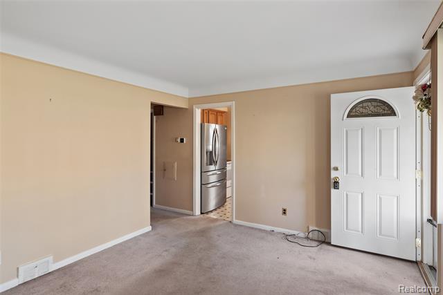 Builiding view four for 11920 Cavell, Livonia, MI. 48150