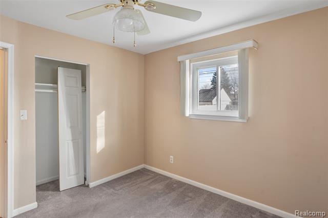 Builiding view fourteen for 11920 Cavell, Livonia, MI. 48150