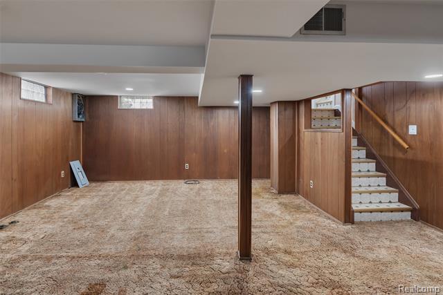 Builiding view sixteen for 11920 Cavell, Livonia, MI. 48150