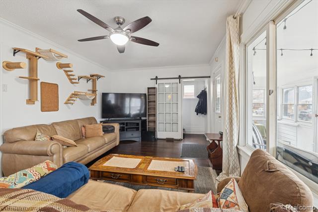 Builiding view eleven for 265 E Lewiston, Ferndale, MI. 48220