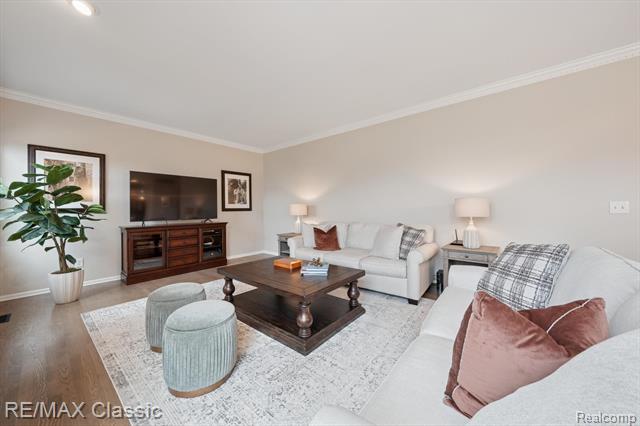 Builiding view eleven for 47595 Greenwich, Novi, MI. 48374