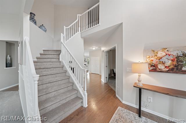 Builiding view five for 47595 Greenwich, Novi, MI. 48374