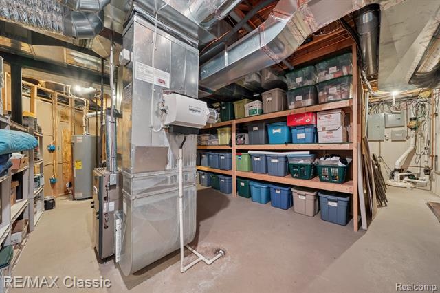 Builiding view forty six for 47595 Greenwich, Novi, MI. 48374