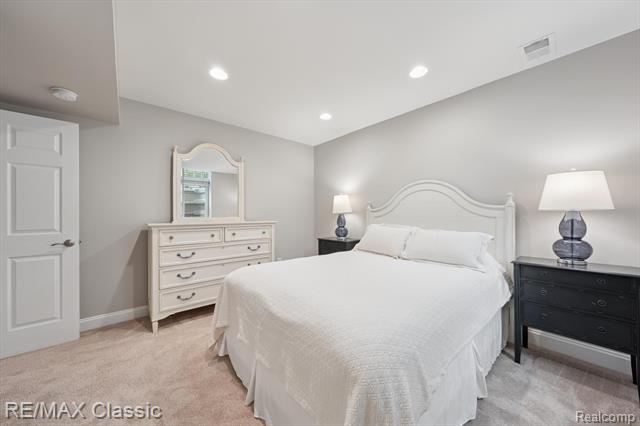 Builiding view forty three for 47595 Greenwich, Novi, MI. 48374