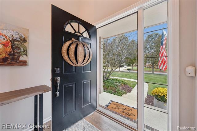 Builiding view four for 47595 Greenwich, Novi, MI. 48374