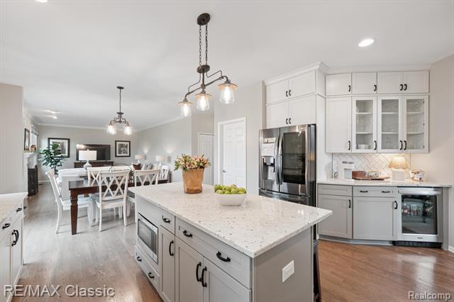 Builiding view fourteen for 47595 Greenwich, Novi, MI. 48374