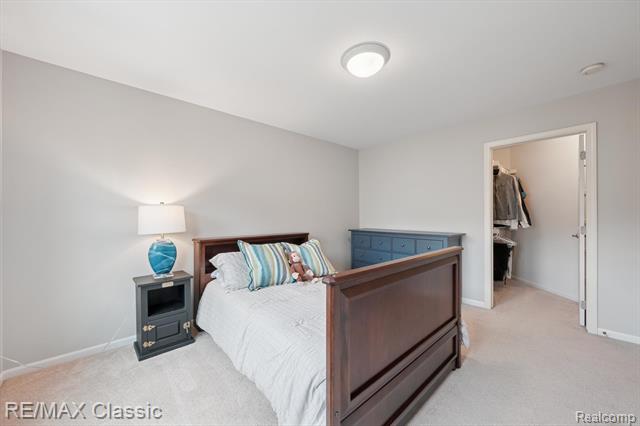 Builiding view thirty five for 47595 Greenwich, Novi, MI. 48374