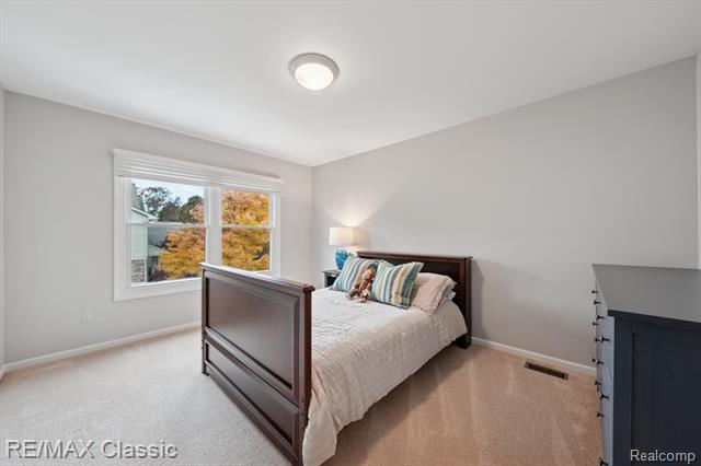 Builiding view thirty four for 47595 Greenwich, Novi, MI. 48374