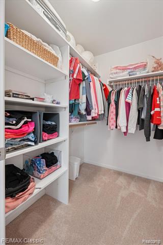 Builiding view thirty two for 47595 Greenwich, Novi, MI. 48374