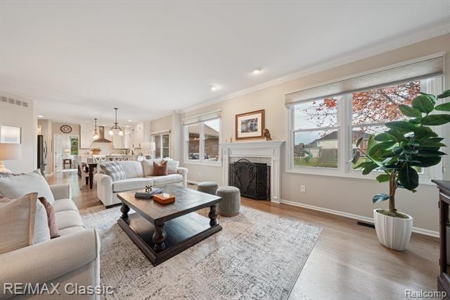 Builiding view twelve for 47595 Greenwich, Novi, MI. 48374