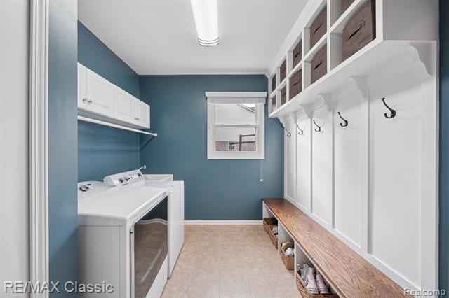 Builiding view twenty five for 47595 Greenwich, Novi, MI. 48374