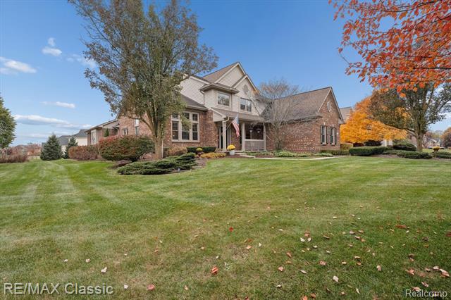 Builiding view two for 47595 Greenwich, Novi, MI. 48374