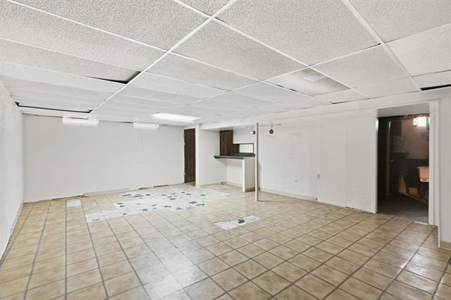 Builiding view seventeen for 12111 Inkster, Livonia, MI. 48150