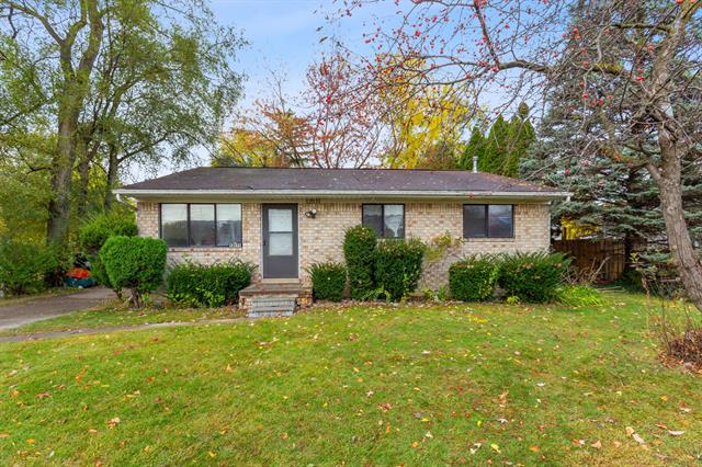 front view for 12111 Inkster, Livonia, Mi. 48150