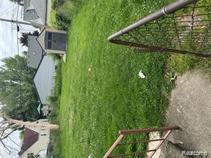 Builiding view fifty three for 7821 Mead, Dearborn, MI. 48126