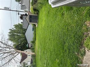 Builiding view fifty two for 7821 Mead, Dearborn, MI. 48126