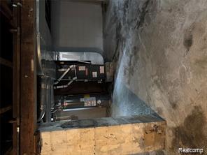 Builiding view forty three for 7821 Mead, Dearborn, MI. 48126