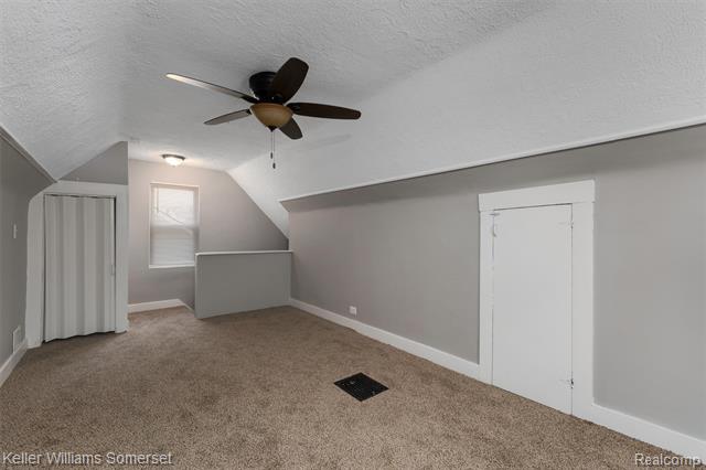 Builiding view fourteen for 23337 Reynolds, Hazel Park, MI. 48030