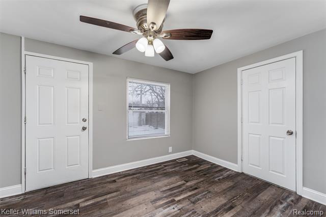 Builiding view six for 23337 Reynolds, Hazel Park, MI. 48030