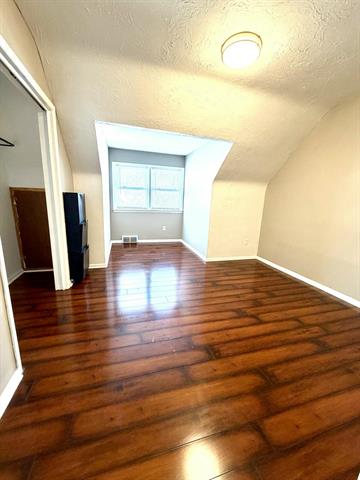 Builiding view eight for 23551 Geneva, Oak Park, MI. 48237