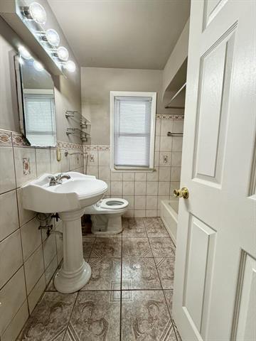 Builiding view four for 23551 Geneva, Oak Park, MI. 48237