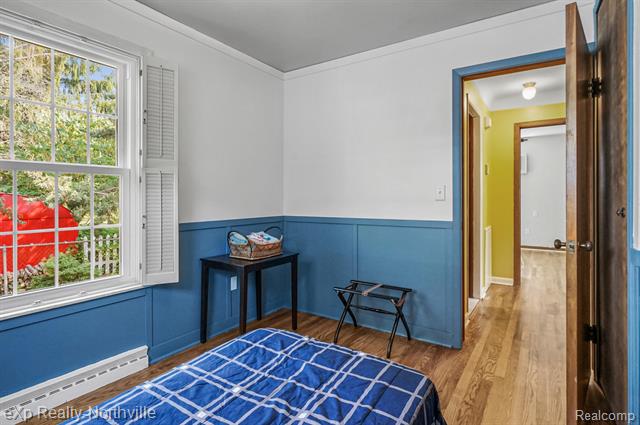 Builiding view twenty six for 23930 Cass, Farmington, MI. 48335