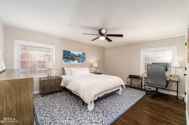 Builiding view twenty three for 846 Lakepointe, Grosse Pointe, MI. 48230