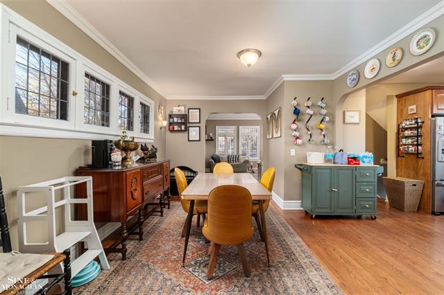 Builiding view seven for 976 Lakepointe, Grosse Pointe, MI. 48230