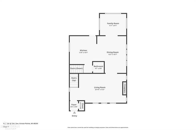 Builiding view thirty one for 976 Lakepointe, Grosse Pointe, MI. 48230
