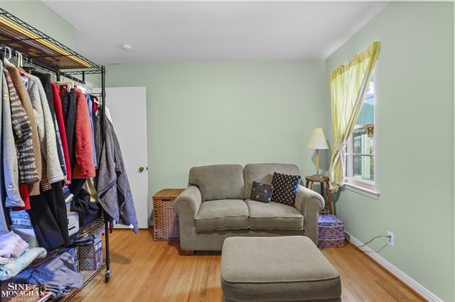 Builiding view eighteen for 1024 Somerset, Grosse Pointe, MI. 48230