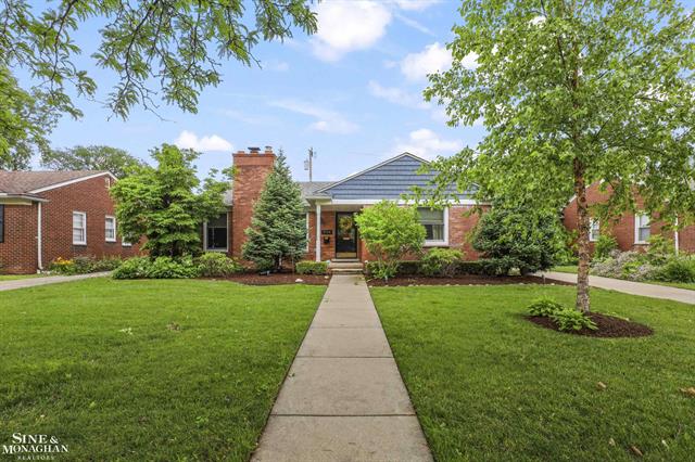Builiding view thirty six for 1024 Somerset, Grosse Pointe, MI. 48230