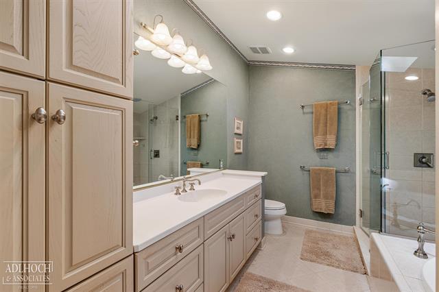 Builiding view fifteen for 1254 Berkshire, Grosse Pointe, MI. 48230