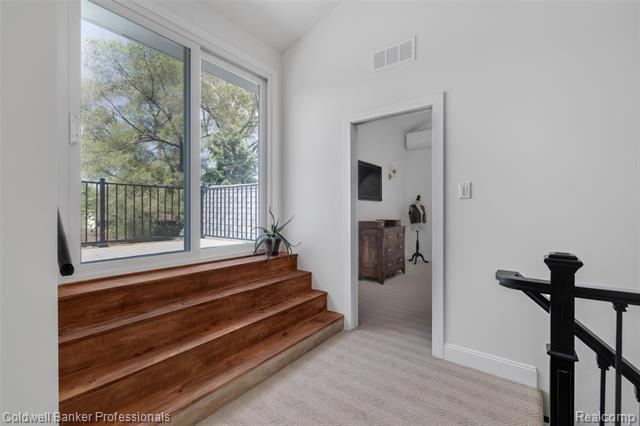 Builiding view fifty for 1377 Harvard, Grosse Pointe, MI. 48230