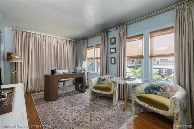 Builiding view thirty eight for 1377 Harvard, Grosse Pointe, MI. 48230