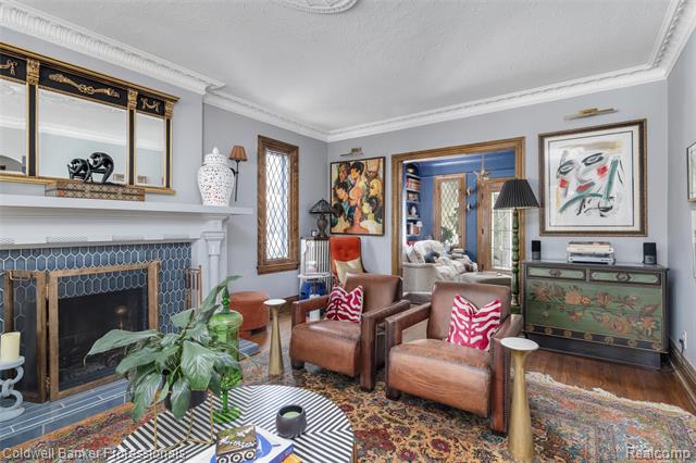 Builiding view twelve for 1377 Harvard, Grosse Pointe, MI. 48230