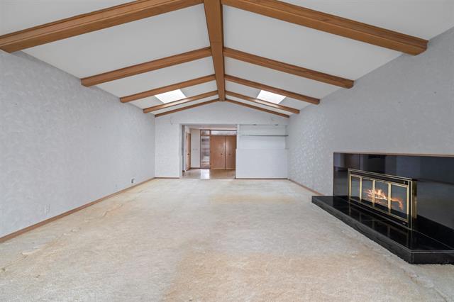 Builiding view fourteen for 801 Park Lane, Grosse Pointe, MI. 48230