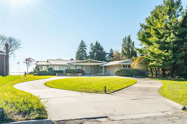 Builiding view seven for 801 Park Lane, Grosse Pointe, MI. 48230