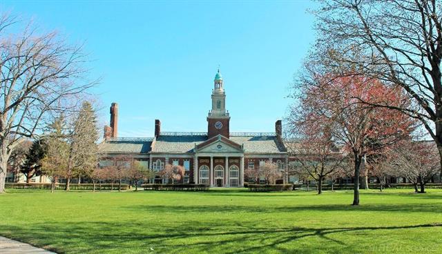 Builiding view seventy eight for 801 Park Lane, Grosse Pointe, MI. 48230