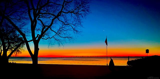 Builiding view seventy one for 801 Park Lane, Grosse Pointe, MI. 48230