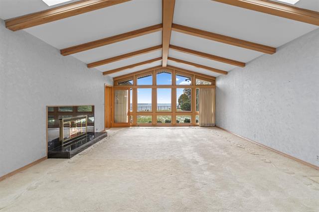 Builiding view thirteen for 801 Park Lane, Grosse Pointe, MI. 48230