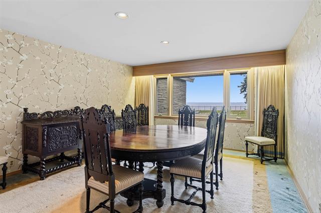 Builiding view twenty two for 801 Park Lane, Grosse Pointe, MI. 48230