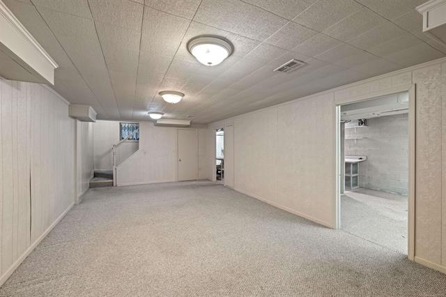 Builiding view forty five for 1003 Bedford, Grosse Pointe, MI. 48230