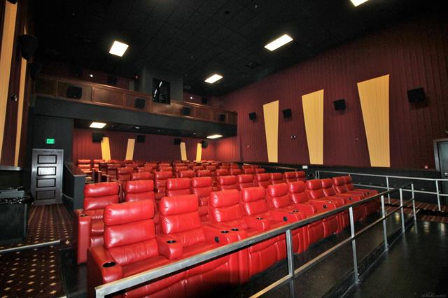 Builiding view sixty one for 1003 Bedford, Grosse Pointe, MI. 48230