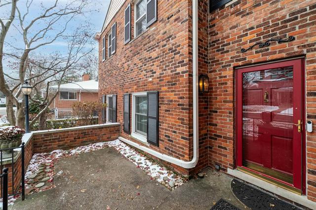 Builiding view three for 1003 Bedford, Grosse Pointe, MI. 48230