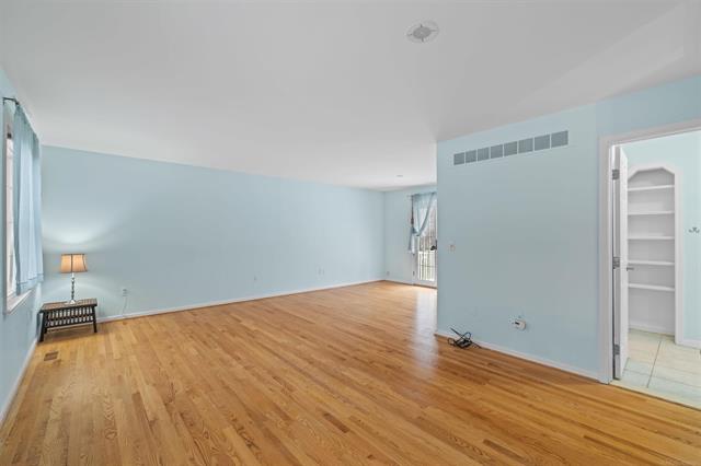 Builiding view twenty eight for 1003 Bedford, Grosse Pointe, MI. 48230