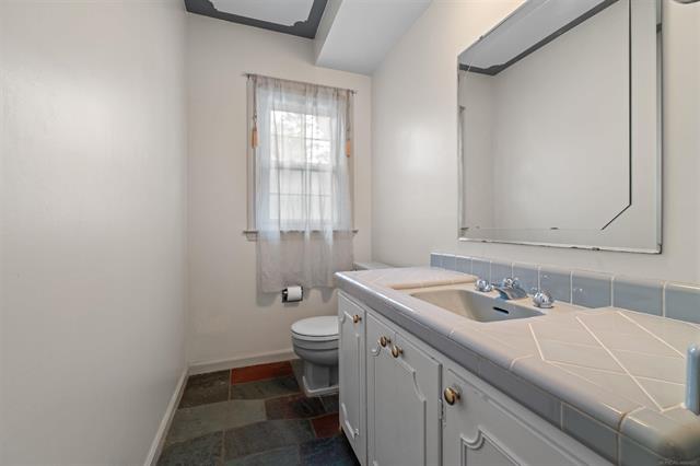 Builiding view twenty four for 1003 Bedford, Grosse Pointe, MI. 48230